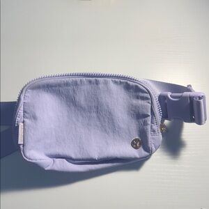 Lululemon Everywhere Belt Bag, lilac, never worn